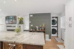 110 Charles St, Quincy, MA 02169 - Photo 22
