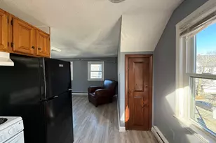 144 Franklin St, Framingham, MA 01702 - Photo 2