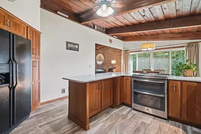 10 Circle Dr, Wilbraham, MA 01095 - Photo 8