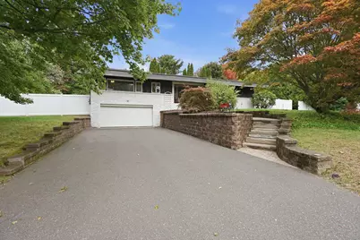 10 Circle Dr, Wilbraham, MA 01095 - Photo 1