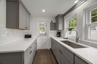 29 Winchester Avenue, Yarmouth, MA 02664 - Photo 10