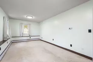 22 Crestshire Dr, Lawrence, MA 01843 - Photo 26