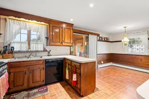 22 Crestshire Dr, Lawrence, MA 01843 - Photo 12