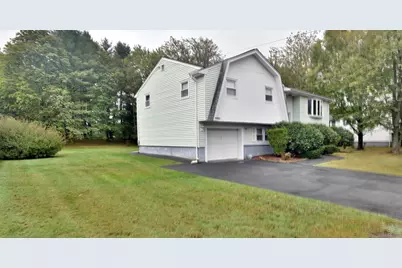 18 Delorenzo Dr, Randolph, MA 02368 - Photo 2