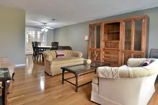 18 Delorenzo Dr, Randolph, MA 02368 - Photo 10