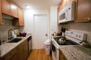 33 York Ter, Brookline, MA 02446 - Photo 4