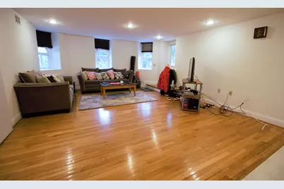 33 York Ter. #33, Brookline, MA 02446 - Photo 2