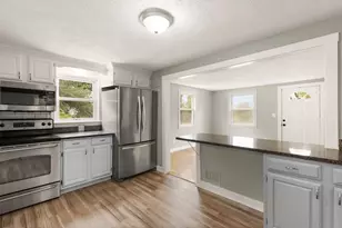 519 Turnpike St, Easton, MA 02375 - Photo 6