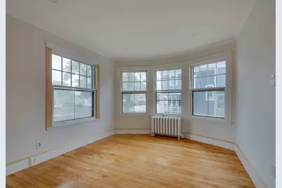 217 Lawrence St, Haverhill, MA 01830 - Photo 8
