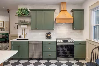 44 Winslow Rd., Brookline, MA 02446 - Photo 8