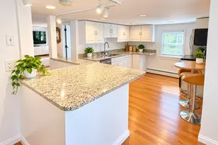 4 Upcrest Rd, Boston, MA 02135 - Photo 8