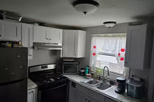 78 Hamilton St, Boston, MA 02125 - Photo 2