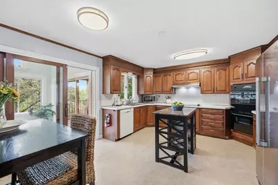 36 Goldenview Drive, West Springfield, MA 01089 - Photo 8