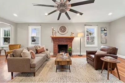 201 Billings St, Quincy, MA 02171 - Photo 4