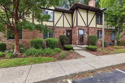 18 Mansion Woods Dr #C, Agawam, MA 01001 - Photo 1