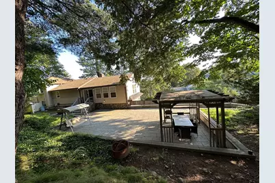 35 Glen Cir, Waltham, MA 02451 - Photo 36