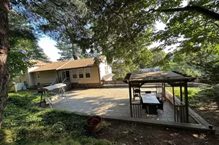 35 Glen Cir, Waltham, MA 02451 - Photo 36