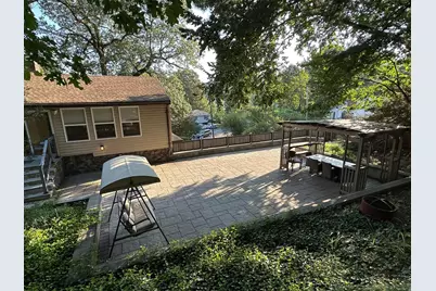 35 Glen Cir, Waltham, MA 02451 - Photo 34