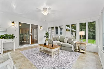 272 Mill St, Holliston, MA 01746 - Photo 10