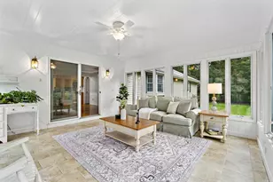 272 Mill St, Holliston, MA 01746 - Photo 10