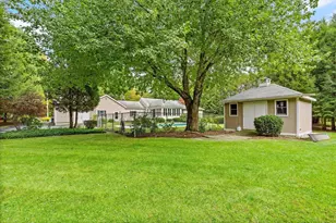 272 Mill St, Holliston, MA 01746 - Photo 36
