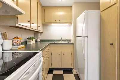 210 Hillside Ave #32, Needham, MA 02494 - Photo 8