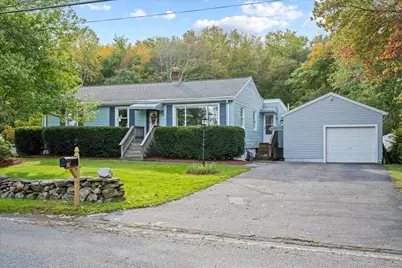 58 Putnam Hill Rd, Sutton, MA 01590 - Photo 1