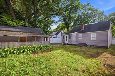 127 Shawmut St, Springfield, MA 01108 - Photo 20