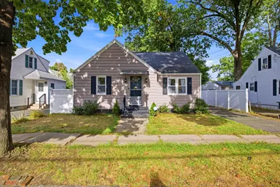 127 Shawmut St, Springfield, MA 01108 - Photo 2