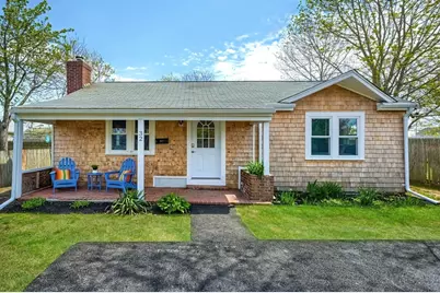 32 Washington Ave Ext, Barnstable, MA 02601 - Photo 1