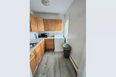 12 Puritan Ave, Worcester, MA 01604 - Photo 10