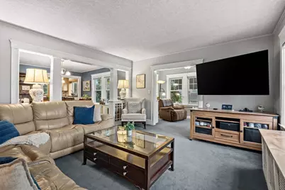 102 Elliot Ave, Quincy, MA 02171 - Photo 10