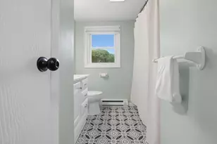270 Sunderland Rd, Worcester, MA 01604 - Photo 12