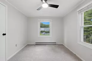 270 Sunderland Rd, Worcester, MA 01604 - Photo 22