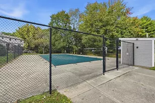 270 Sunderland Rd, Worcester, MA 01604 - Photo 18