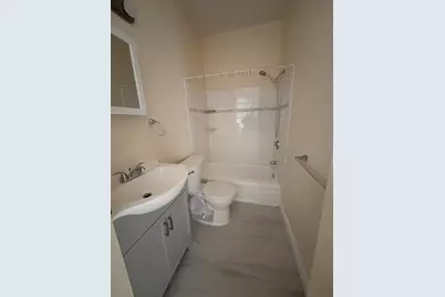 9 Ward St #3, Lynn, MA 01902 - Photo 6