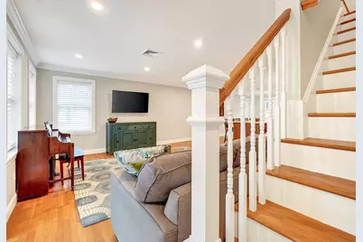 19 Rockwood St., Melrose, MA 02176 - Photo 6