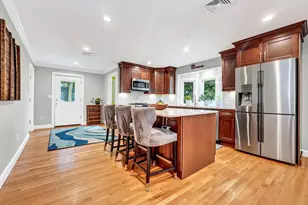 19 Rockwood St, Melrose, MA 02176 - Photo 10