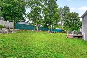 19 Rockwood St, Melrose, MA 02176 - Photo 20
