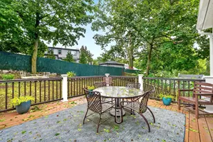 19 Rockwood St, Melrose, MA 02176 - Photo 22