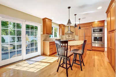 14 Mulberry Ln, Canton, MA 02021 - Photo 8