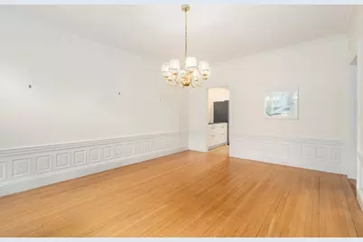 126 Sewall St #A, Brookline, MA 02446 - Photo 4