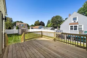298 Greenwood St, Worcester, MA 01607 - Photo 20
