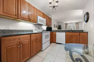 1 Millbrook Ln, Wakefield, MA 01880 - Photo 8