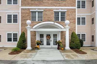 1 Millbrook Lane #314, Wakefield, MA 01880 - Photo 2