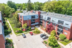 75 Grove St, Wellesley, MA 02482 - Photo 20