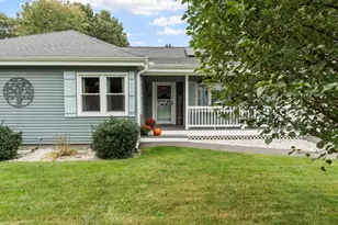 36 Harkins St, Lancaster, MA 01523 - Photo 2