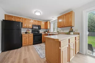 55 Littleton Rd, Ayer, MA 01432 - Photo 10