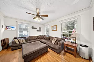 18 Bancroft Park, Hopedale, MA 01747 - Photo 4