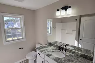 68 Homestead Ave, Springfield, MA 01151 - Photo 26